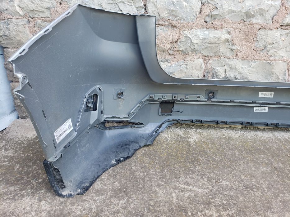 Zadna bronq BMW X1 U11 задна броня БМВ х1  у11