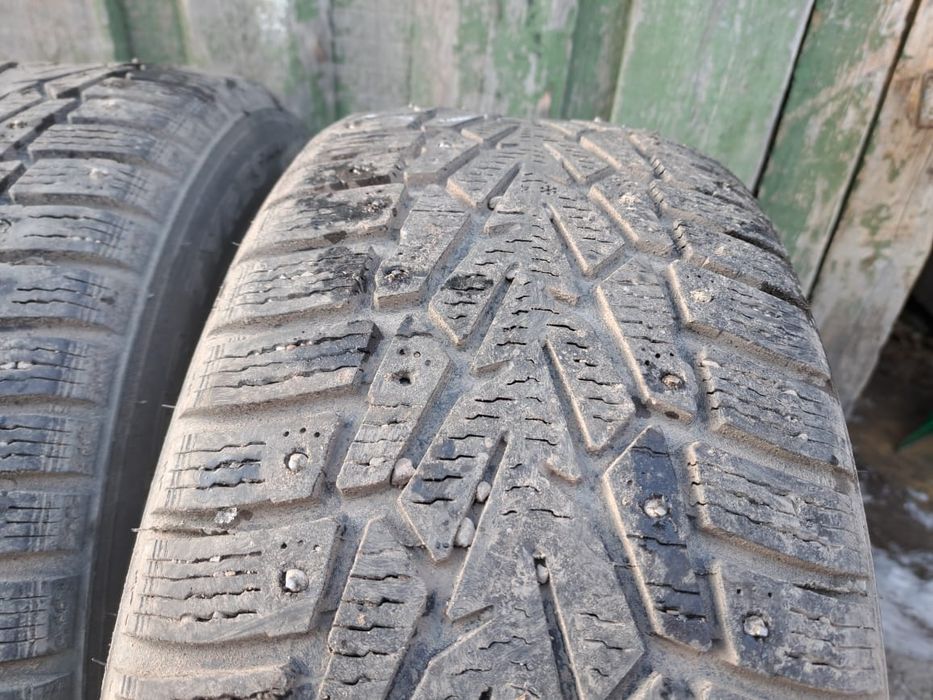 Автошина зимняя шиповоные НОКИЯН