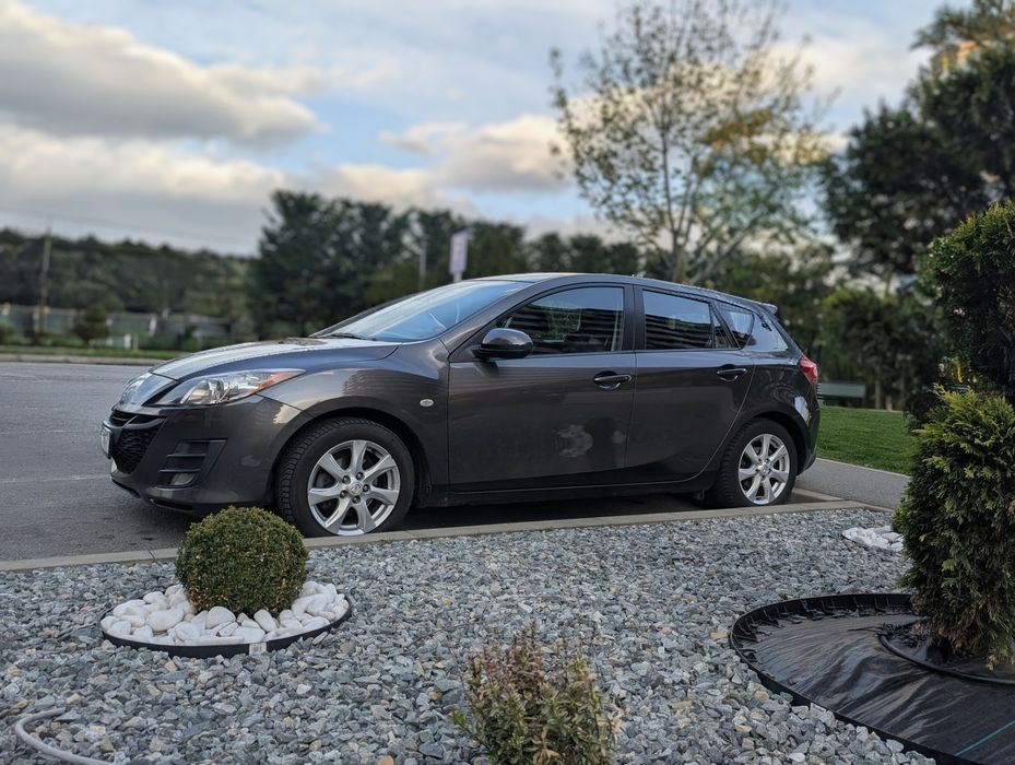 MAZDA 3 2010 — imagine 3
