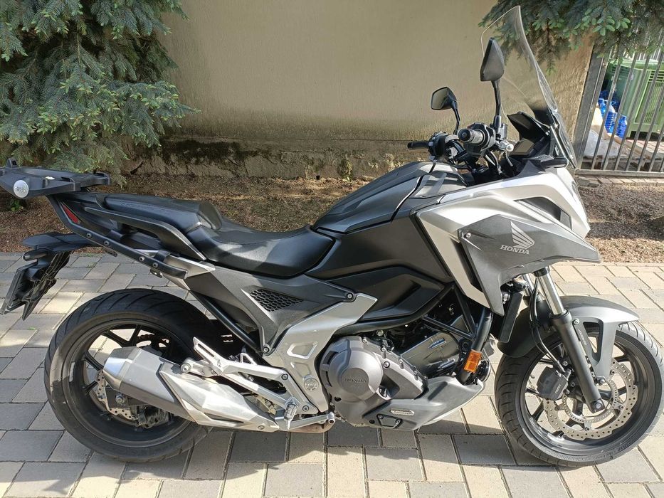 Motocicleta Honda NC750X DCT 2022