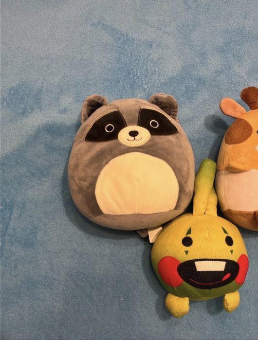 3 plusuri.