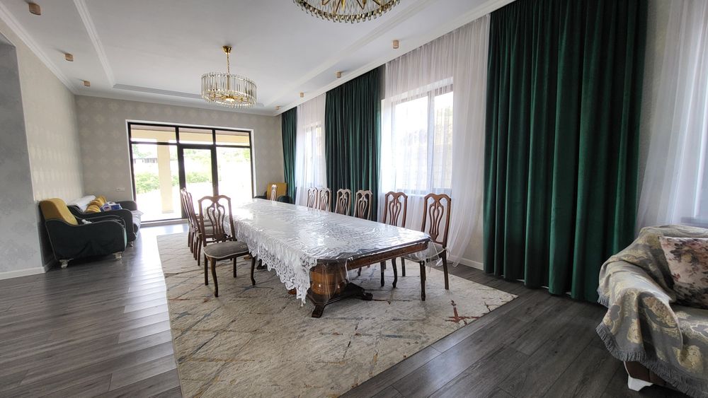 Сдаётся коттедж ..