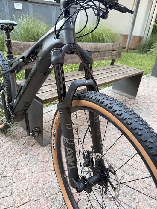 Е-Bike Emtb Изцяло карбонов Електрически планински Велосипед Trek E-Caliber 9.8 29”