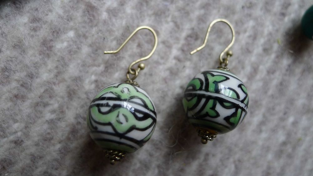 Set bijuterii, verde, colier + 2 perechi cercei