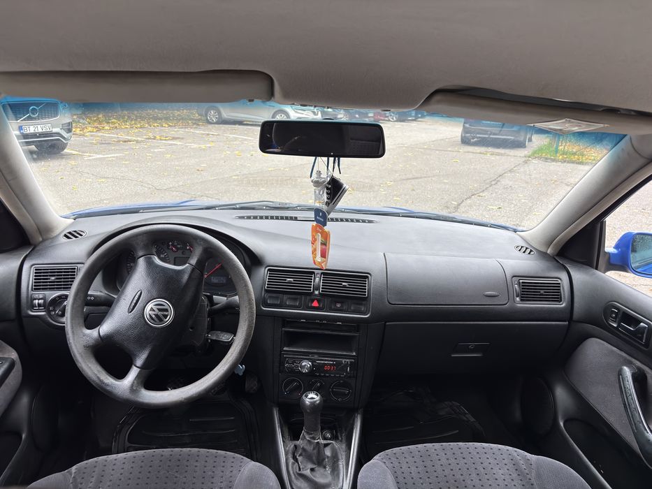 VOLKSWAGEN Golf 2000 — imagine 5