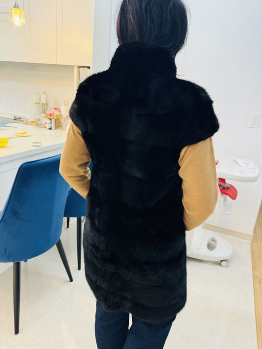 Продам норковую жилетку