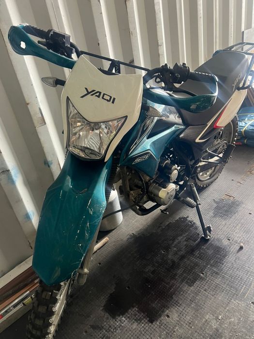 Мотоцикл эндуро