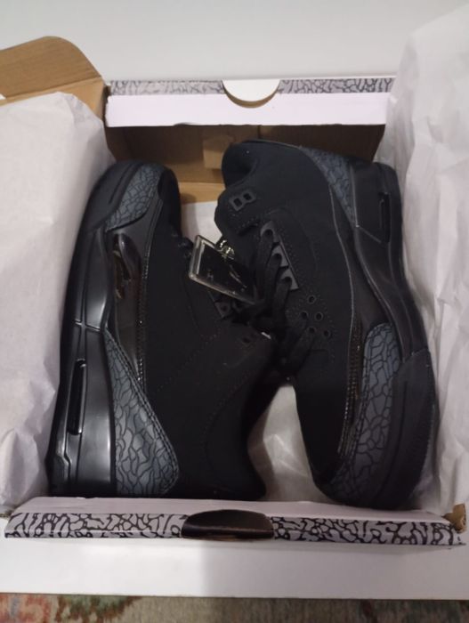 Jordan 3 Black Cat