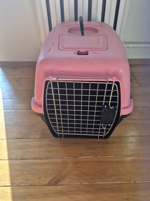 Контейнер для перевозки домашних питомцев