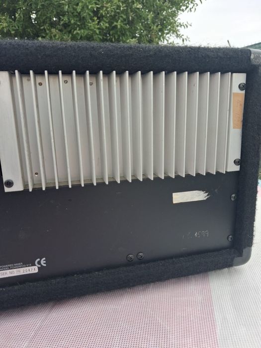 Mixer activ, Mixer amplificat Phonic