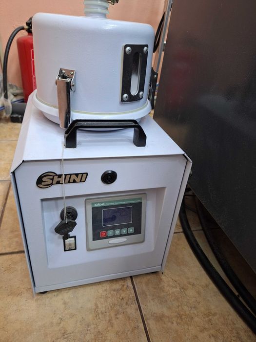 Подкачващо устройство за шприц автомати