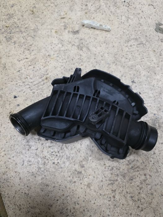 Шумоглушител за мерцедес w212 w218 w221