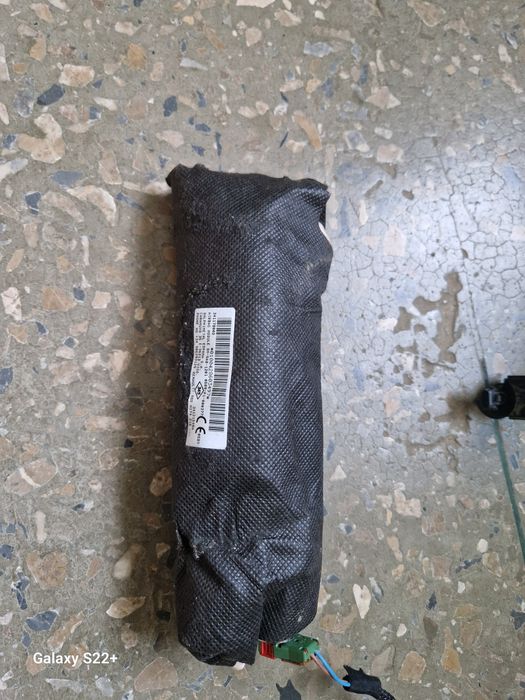 Продам подушки безопасности.