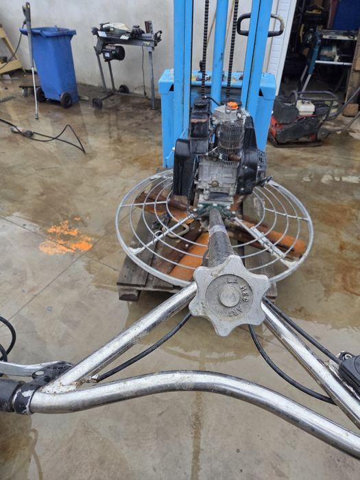 Elicopter finisat beton , slefuitor beton Barikell diesel Lombardini