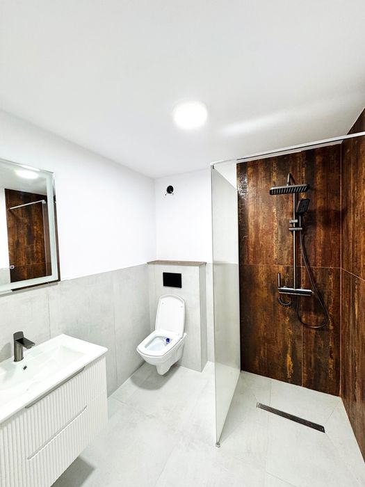 Vând apartament  2 camere