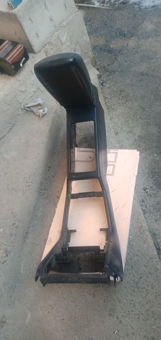 Консоль подлокотник