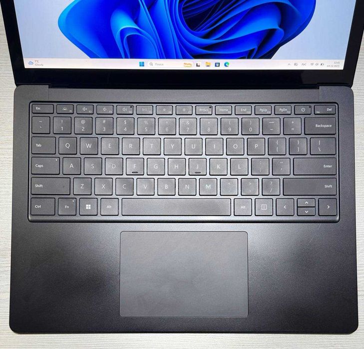 Surface Laptop 3 carbon 13.5” 2K IPS Sensor I7-1185G7 16GB/256GB NVMe