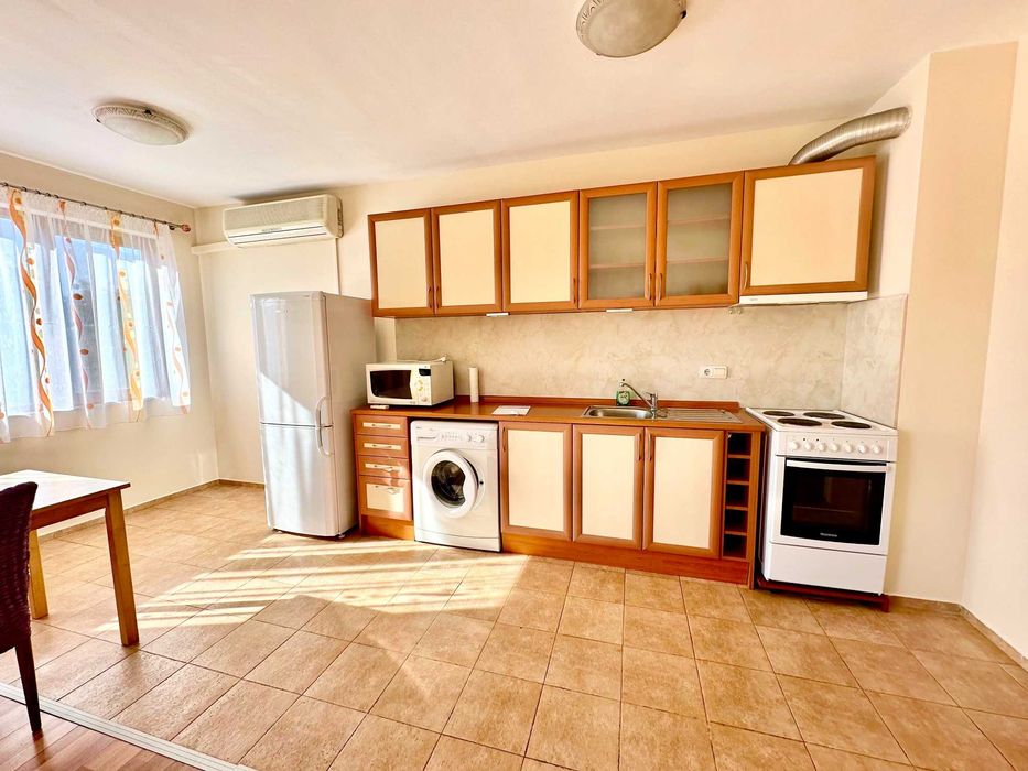Дава се под наем Двустаен апартамент в София, Хладилника - 63 кв.м за 699 € - Снимка #5