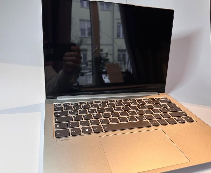 Lenovo Yoga Slim 7 Pro - Ryzen 7 - 16 Go de RAM