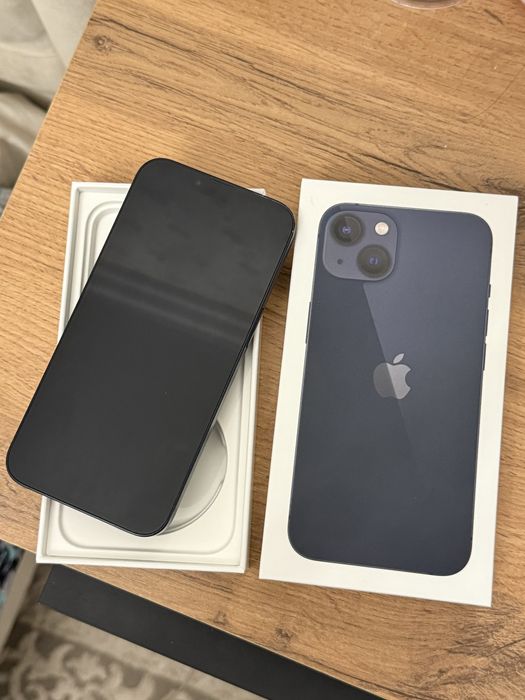 Продам iPhone 13 128GB | Тёмная ночь |