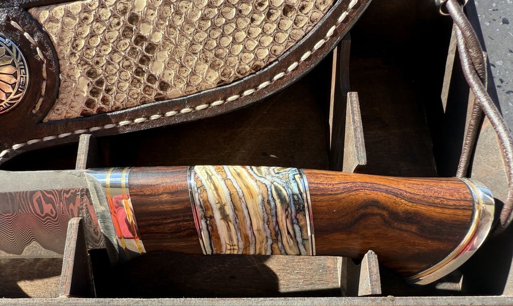 Ръчно изработен ловен нож