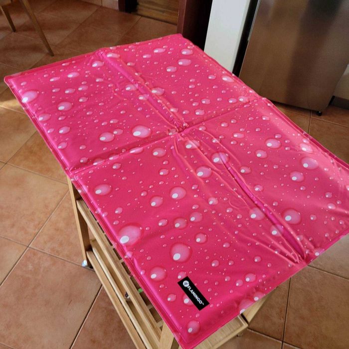 Кучешка охлаждаща постелка Flamingo size M 50/70