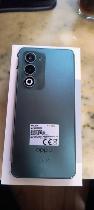 Телефон Oppo A5 5 G пълен комплект с кутия