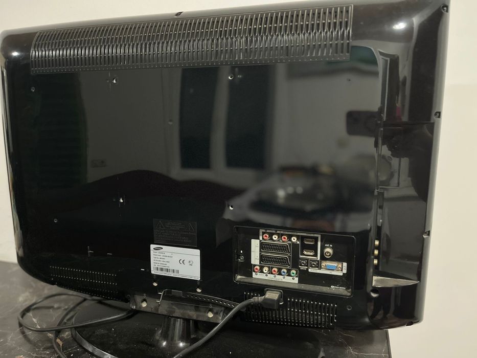 Телевизор Samsung