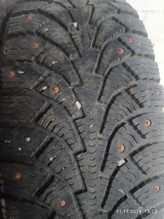 Шины зимние шипованные