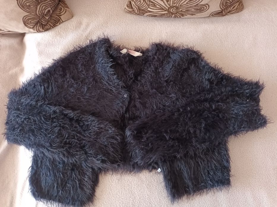 bolero fete H&M 12-15 ani. 30 ronn împreună