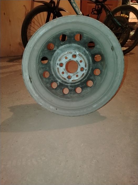 Продам диски для машин