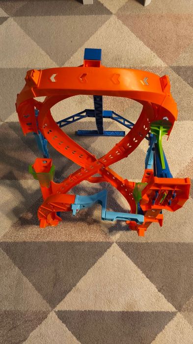 Hot wheels писта