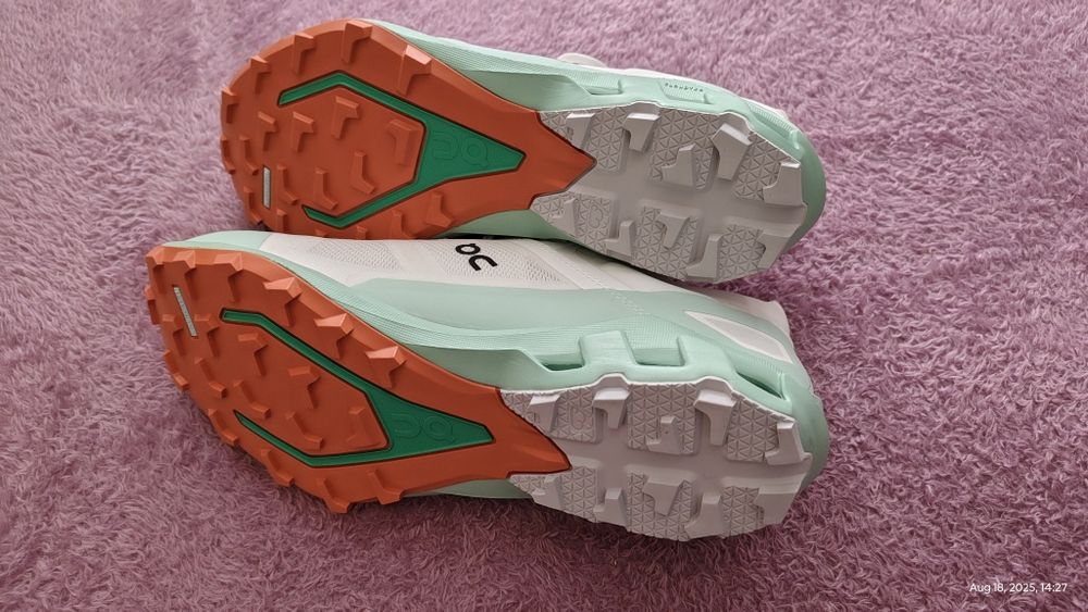 Încălțăminte pantofi sport de alergare pentru femei On Running Cloudve