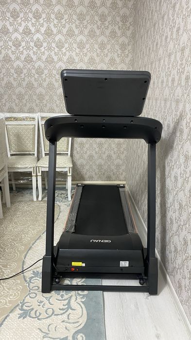 Беговая дорожка GENAU