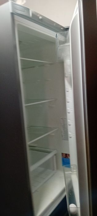Продам холодильник индезит в рабочем состоянии