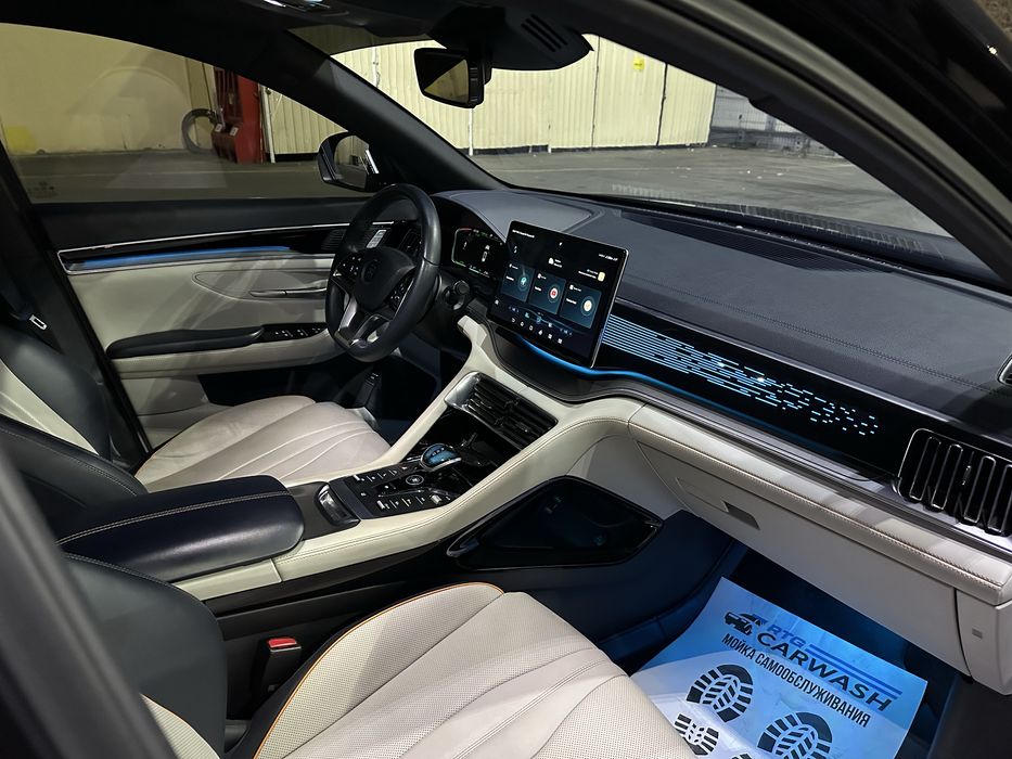 BYD Song Plus Flagship 2022 elektromobil srochna sotiladi