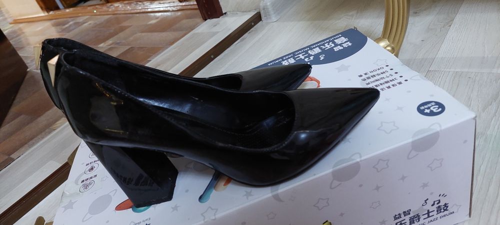 Все обувь от 2000 тг