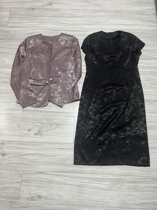 Костюм женский.