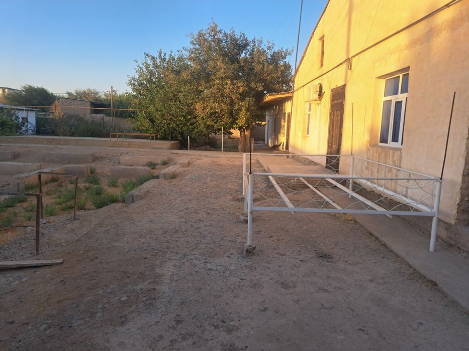 14 sotik uy joy sotiladi