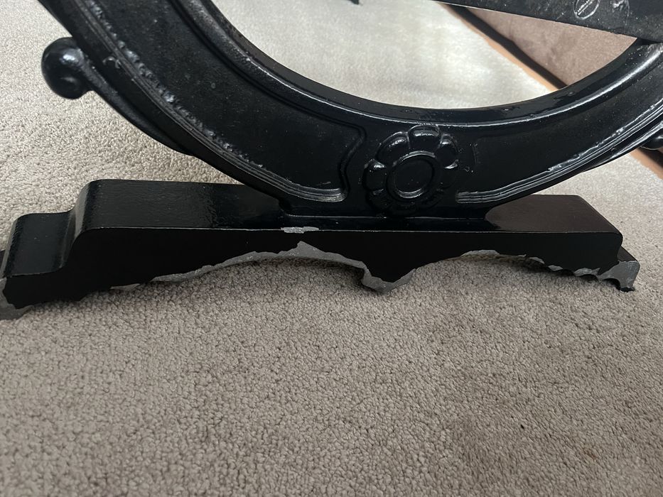 Ръчно изработена холна маса