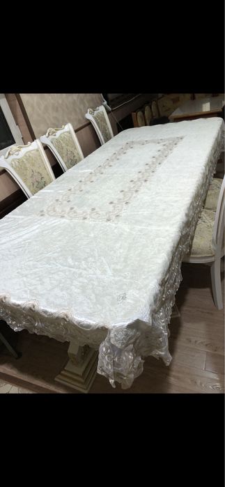 Продаёт Стол для гостиной