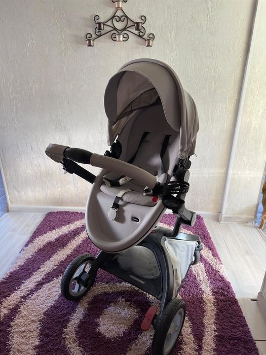 Коляска в хорошем состоянии