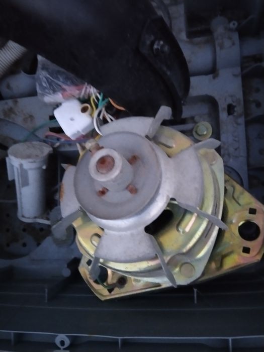 Моторы от стиральной машины два