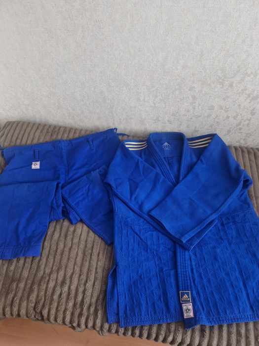 Продам кимоно адидас синий champion 3