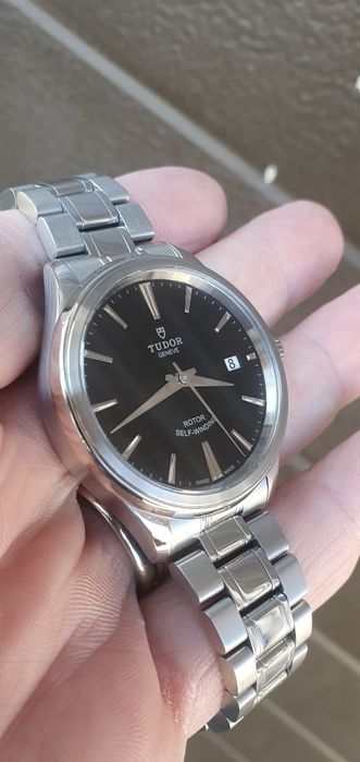 Tudor Style schimb Omega, Breitling, Longines