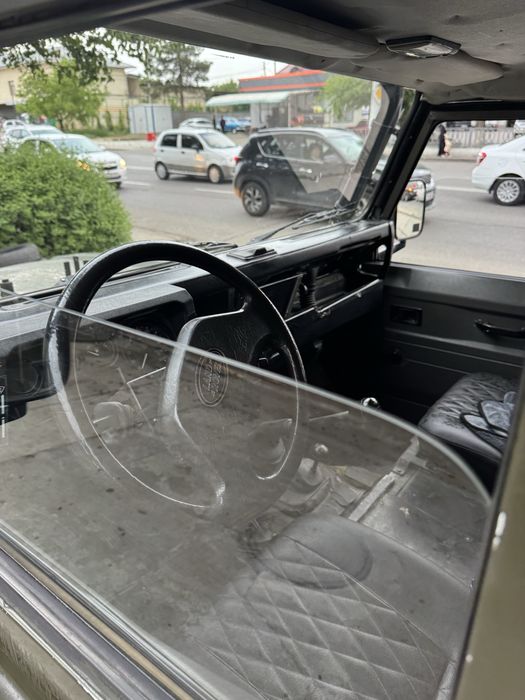 Land Rover Defender 110 (pikap)