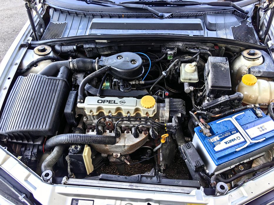 Opel Vectra 1.6 mono