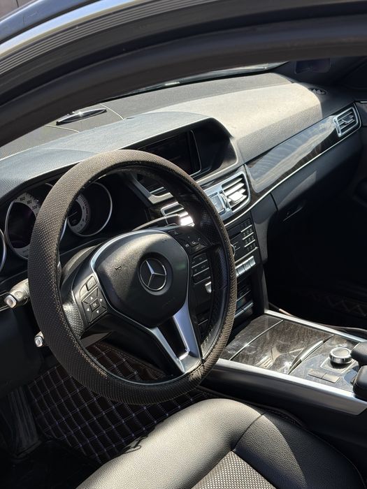 Mercedes E250 , 4matic . An 2015