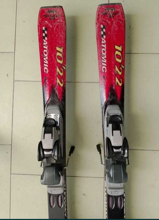 Schiuri Atomic 150 în stare foarte bună