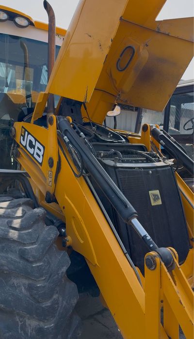 JCB Погрузщик Эксковатор